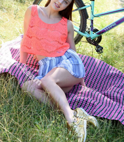 Проститутка Monica